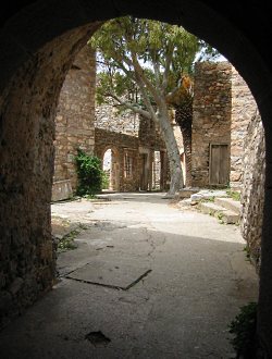 Spinalonga in Kreta, Gefngnis